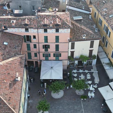 Splendid Apartment Desenzano del Garda Exterior photo