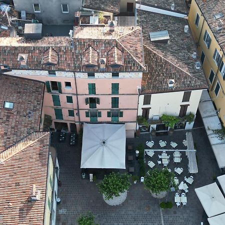 Splendid Apartment Desenzano del Garda Exterior photo