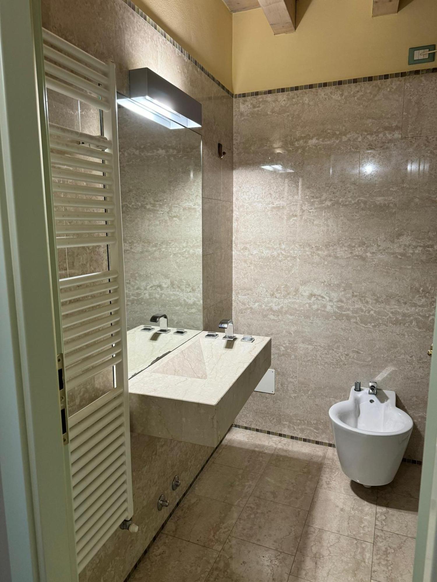 Splendid Apartment Desenzano del Garda Exterior photo